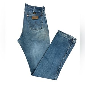 Wrangler Cowboy Cut jeans. 31MWZ size 34x38.